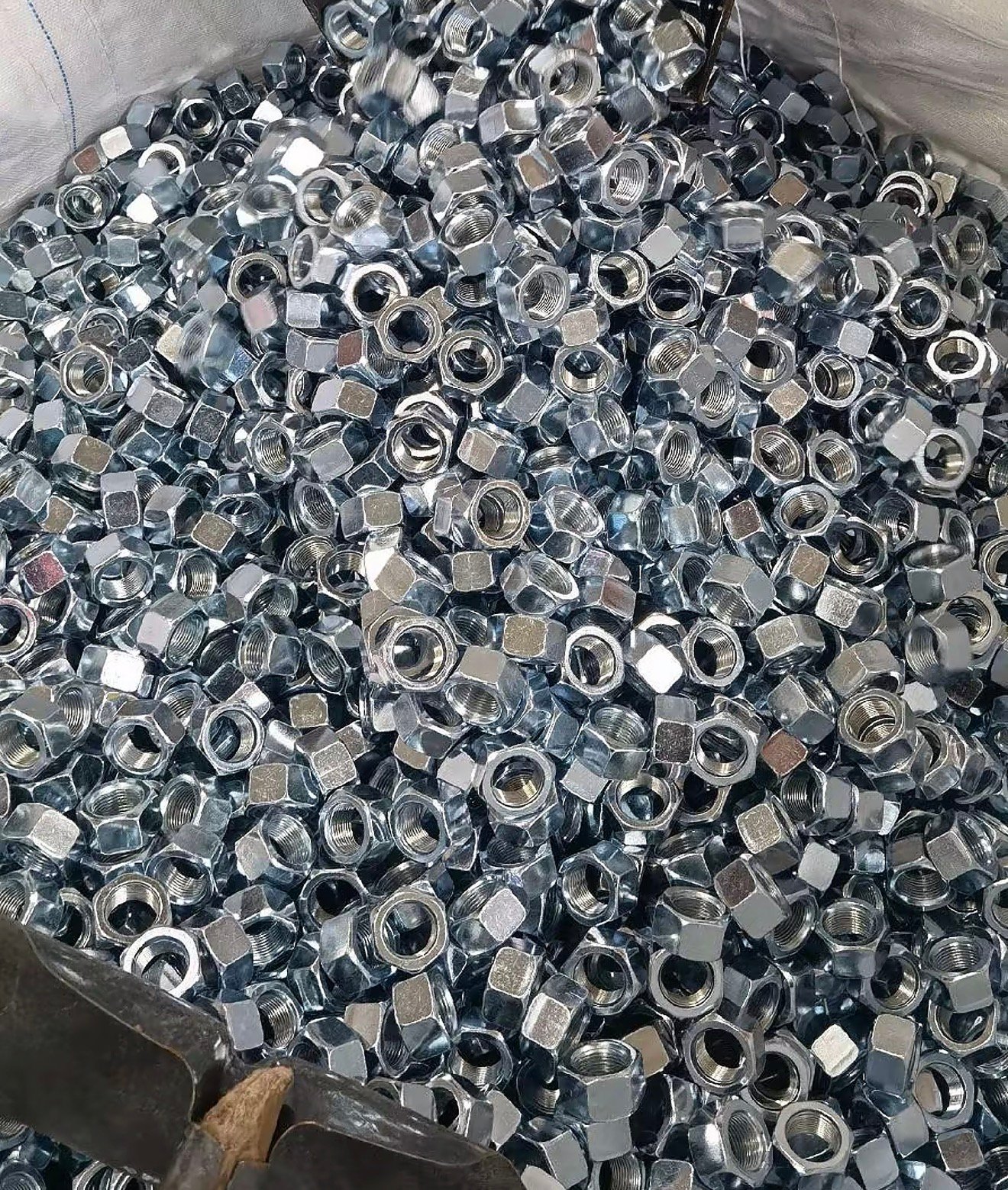 Zinc Plated Nuts